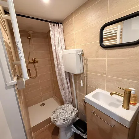 Petit Nid Douillet Ideal En Plein Centre - 434 Lägenhet